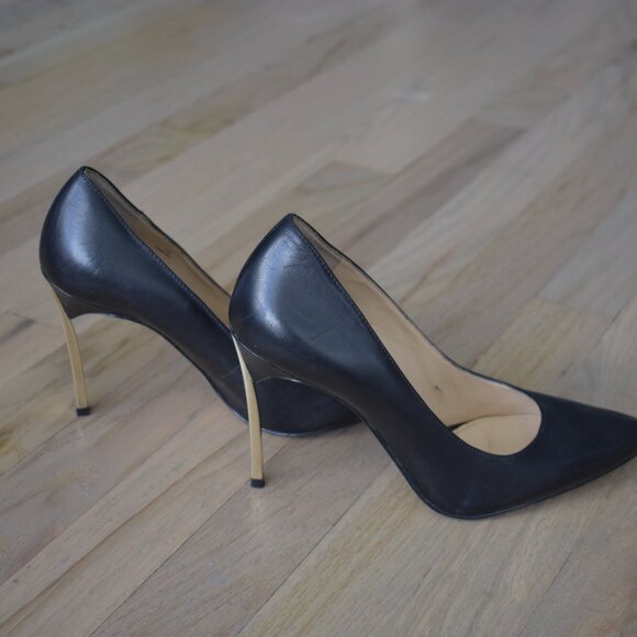 Enzo Angiolini 'Infiniti'  Gold Stiletto Heel Pump - Picture 3 of 12